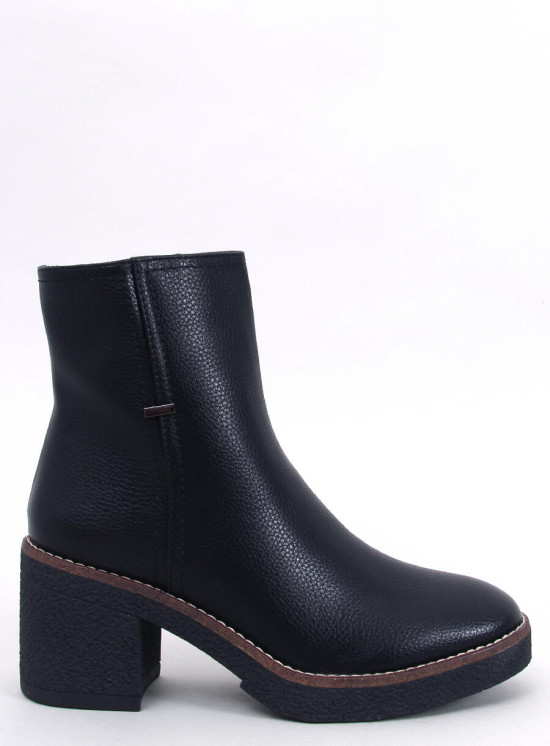 Stiefel mit Gummiabsatz Schwarz