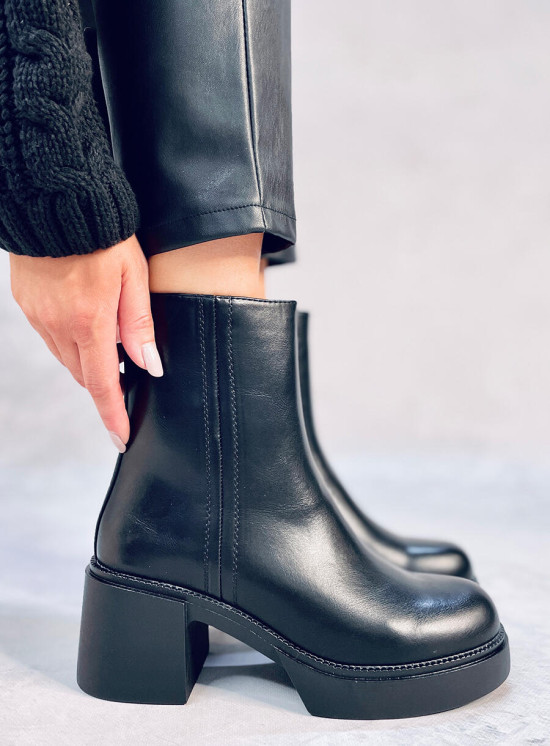 Stiefeletten mit stabilem Absatz Schwarz