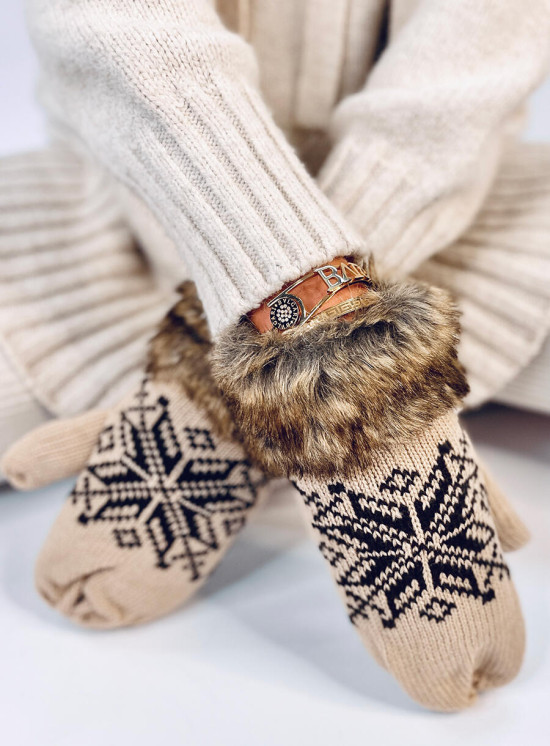 Fäustlinge mit Wintermotiv Beige