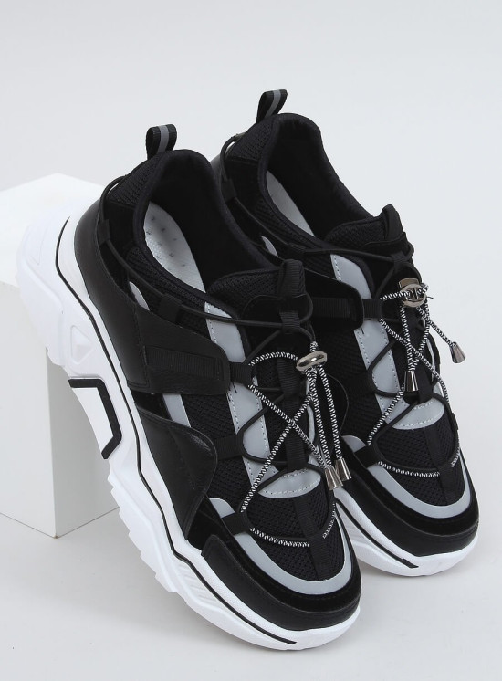 Schwarze Sport-Sneaker