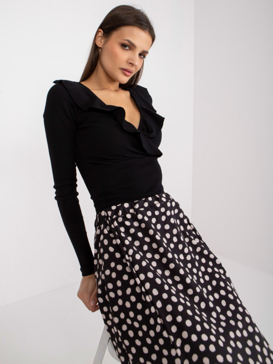 Stylische schwarze Bluse mit langen Ärmeln