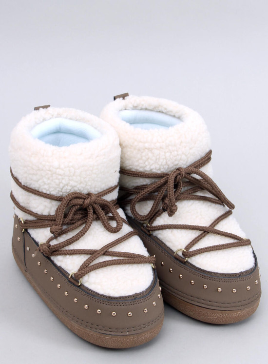 Winterstiefel mit Schnürung Braun