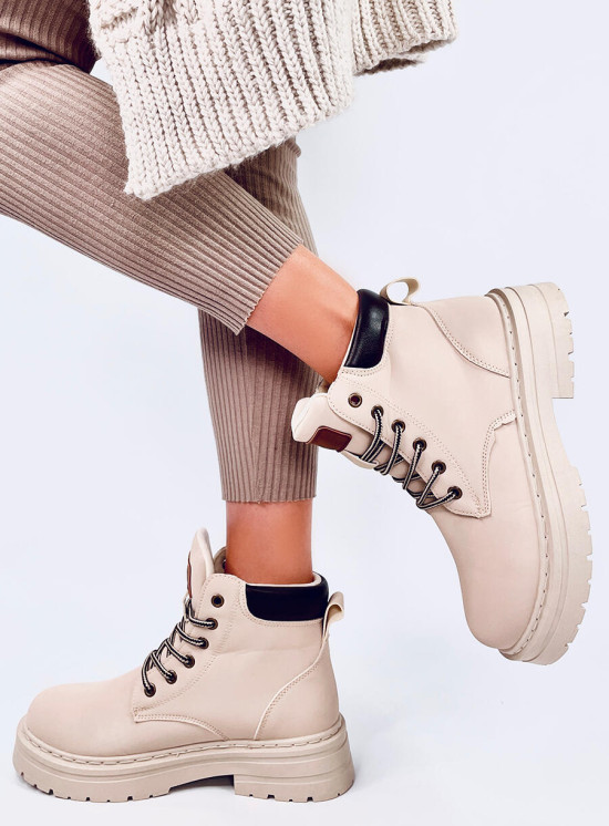 Schnürstiefelette für den Winter Beige