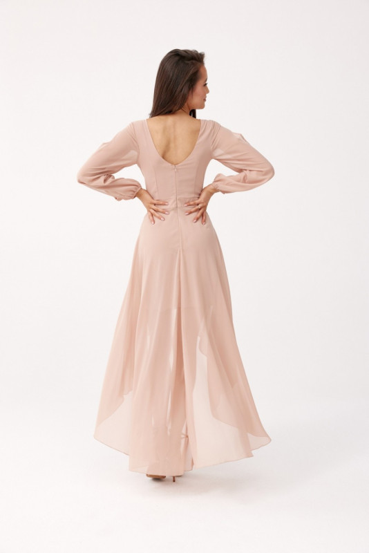 Asymmetrisches Kleid mit langen Ärmeln in Cappuccino