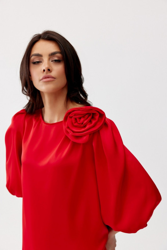 Rote Bluse Giana mit Rosenapplikation