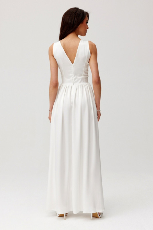 Satiniertes Maxi-Kleid mit Zierrose in Ecru