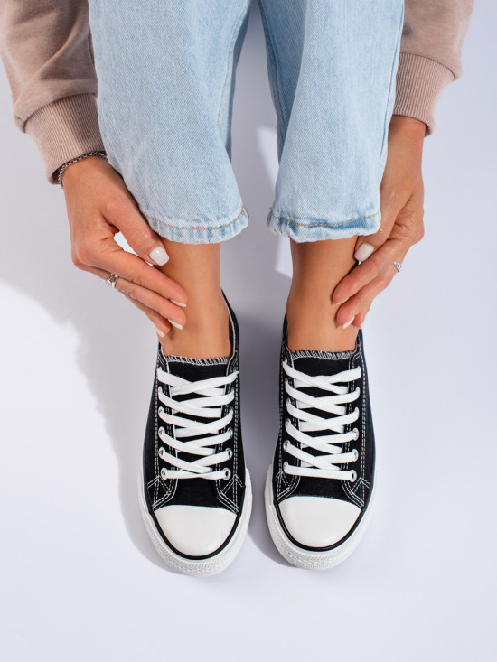 Klassische schwarze Damensneaker Shelovet