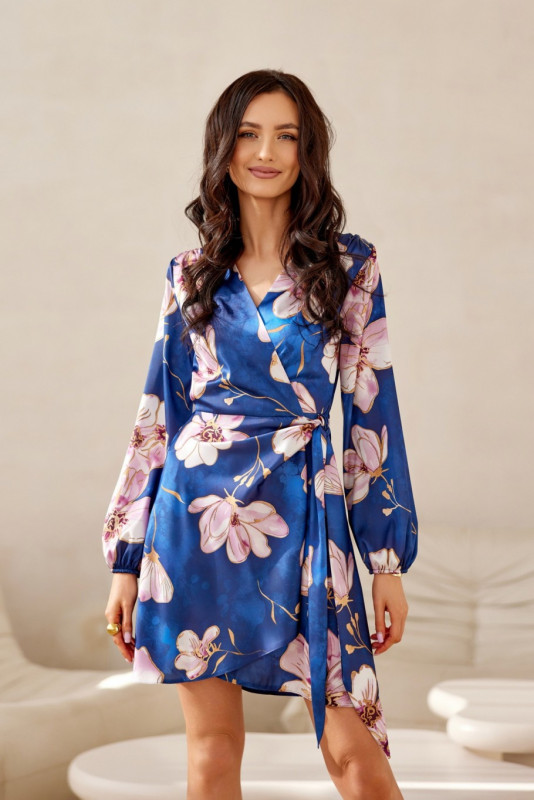 Gemustertes Mini-Kleid mit Taillenbindung