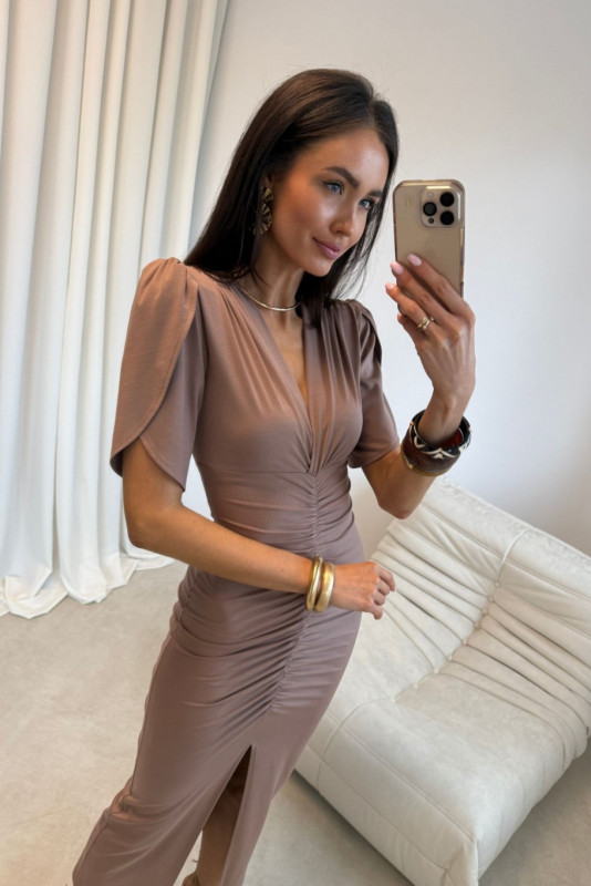 Midi-Kleid in Cappuccino
