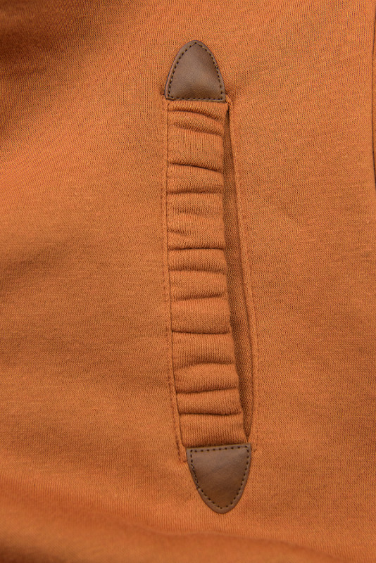 Verlängerte Sweatjacke mit hohem Kragen und Kapuze terakota