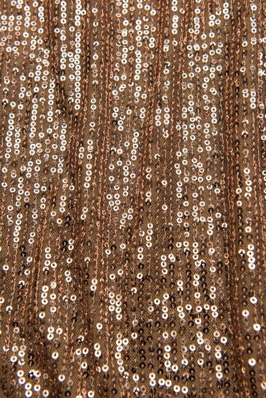 Pailletten Kleid mit V-Ausschnitt Mocca