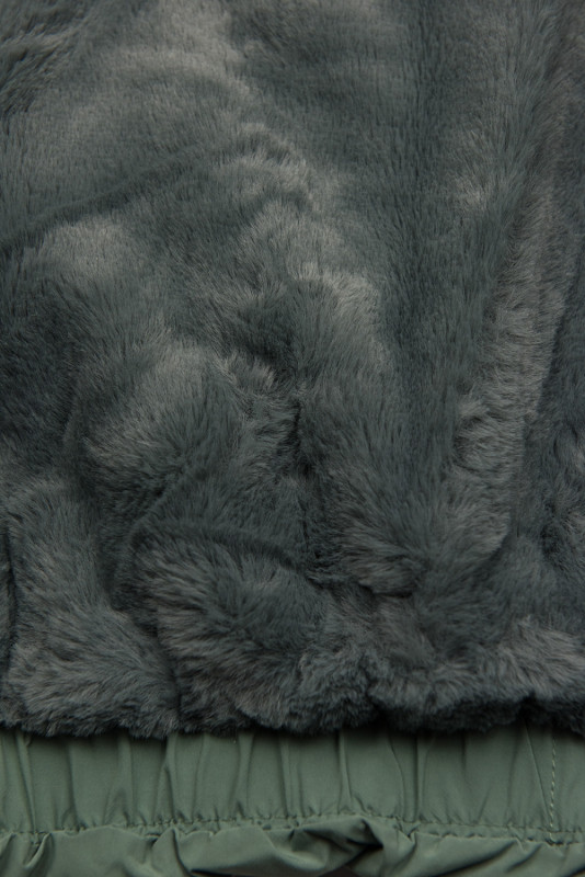 Warme Winterjacke in verlängertem Schnitt Mintgrün