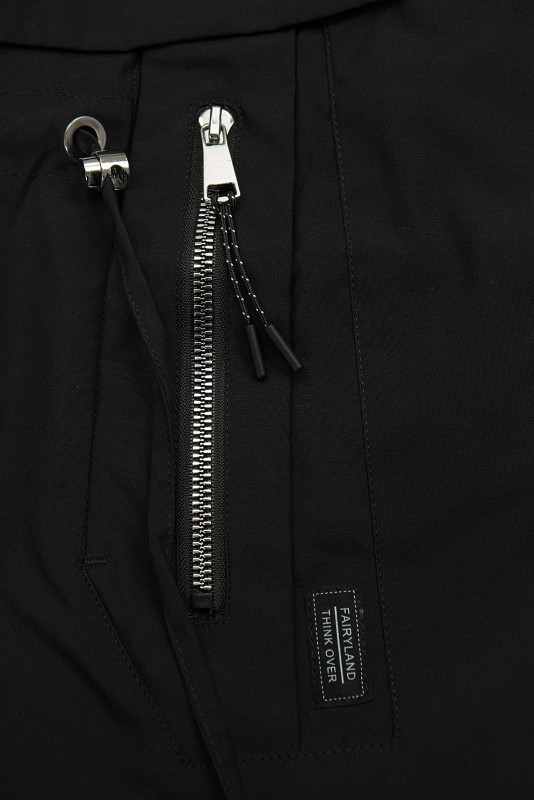 Verlängerter Parka s Print in der Kapuze Schwarz