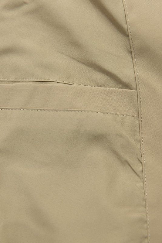 Verlängerter Parka s Print in der Kapuze Beige