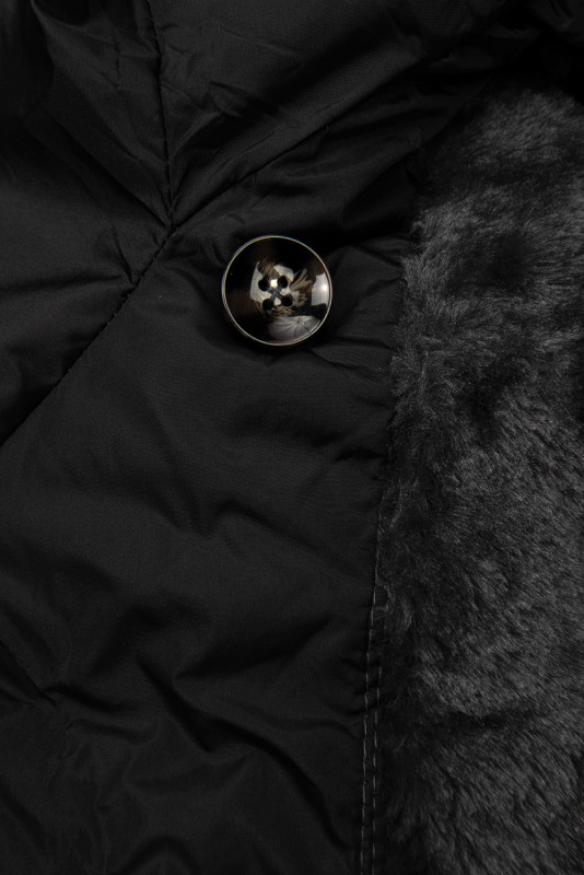 Winterjacke mit hohem Kragen Schwarz