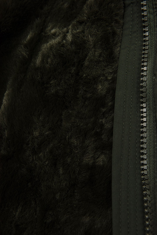 Warme Steppjacke mit Kapuze Khaki