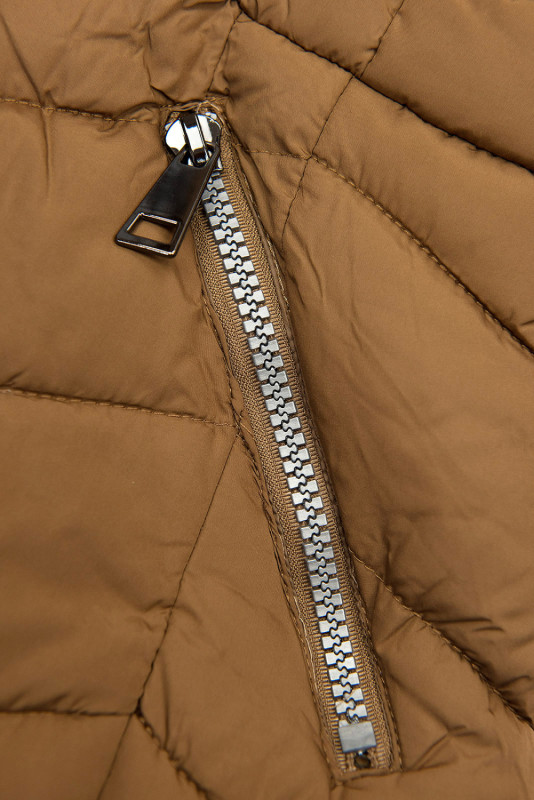 Leichte Steppjacke braun