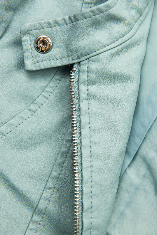 Basics Lederimitatjacke Babyblau