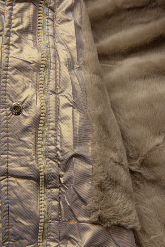 Winterjacke für Mädchen mit Kunstfell Champagner Gold