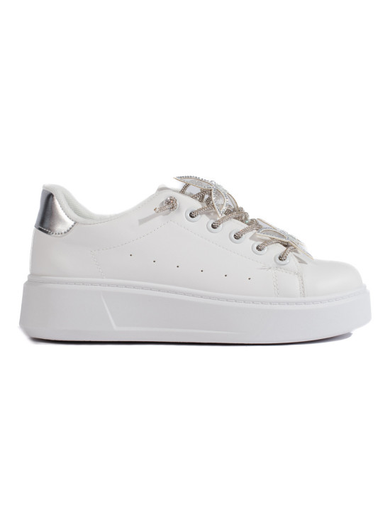 Weiße Sportschuhe mit Schmetterlingen