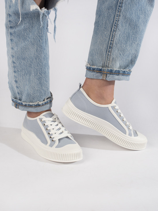 Helleblaue Damen Sneakers mit Plateau