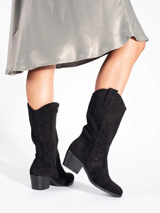 Schwarze durchbrochene Stiefeletten