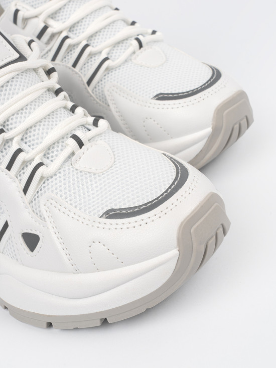 Weiße Damen Sneakers auf Plattform