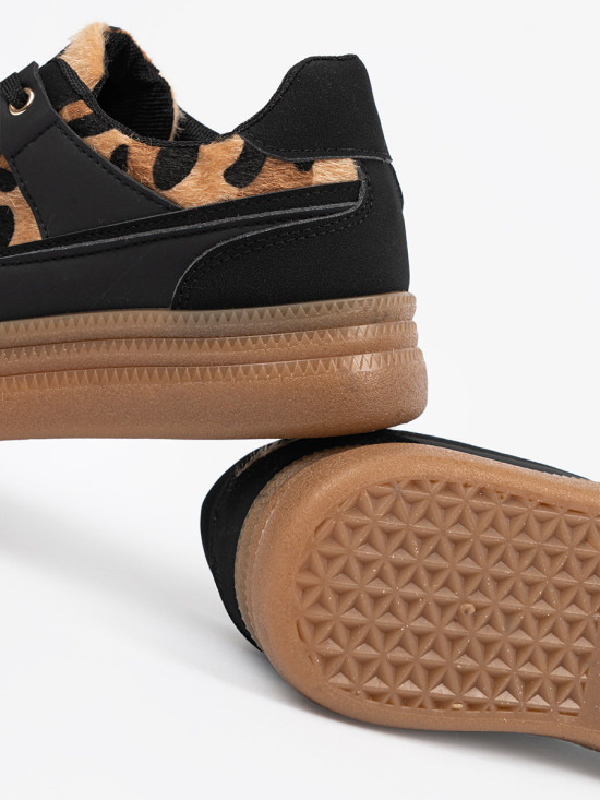 Damen schwarze Sneakers mit Leoparden-Details