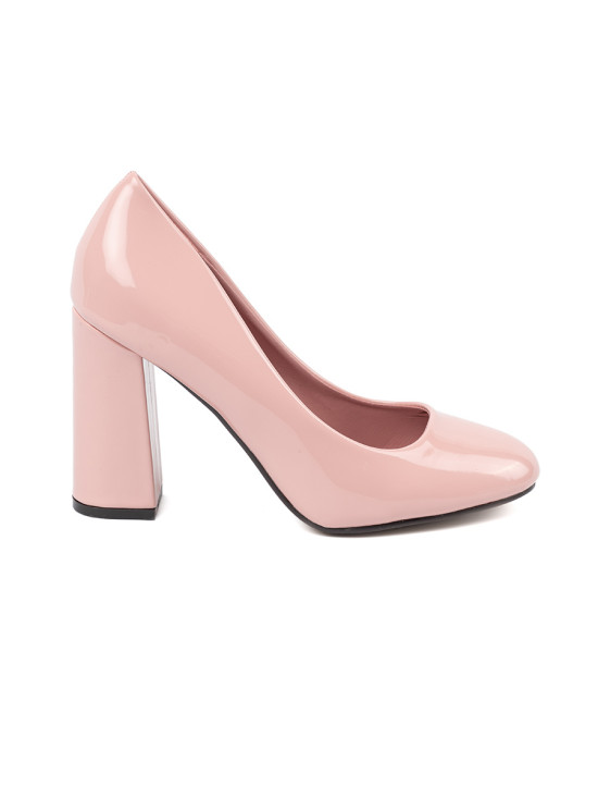 Rosa lackierte Pumps mit Blockabsatz