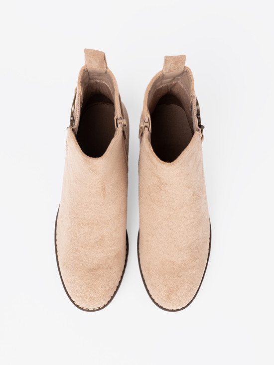 Beige Ankle Boots auf bequemem, niedrigem Keil