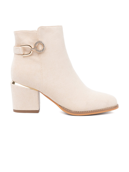 Helle beige Stiefeletten mit Blockabsatz und dekorativer Schnalle