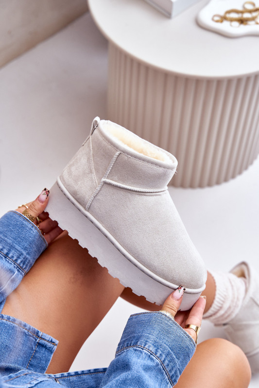 Graue gefütterte Schneestiefel mit Plattform und Velouroberfläche