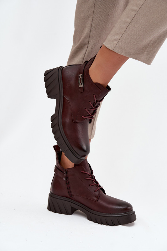 Niedrige gefütterte Stiefelette mit Blockabsatz und Zierband bordeaux