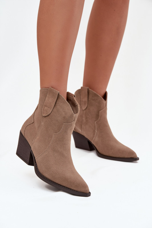 Beige Stiefelette aus Wildleder mit Blockabsatz