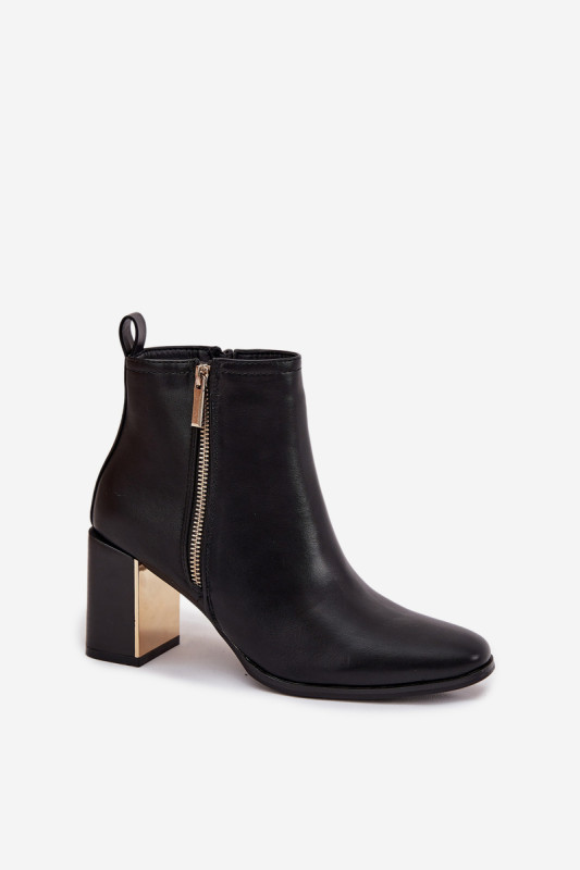Schwarze Stiefelette mit Blockabsatz aus Kunstleder