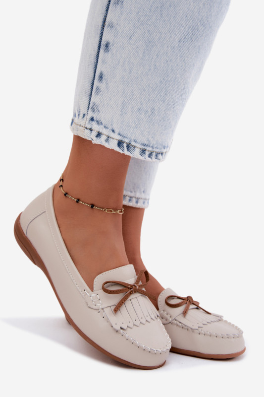 Beige Mokassins aus Naturleder