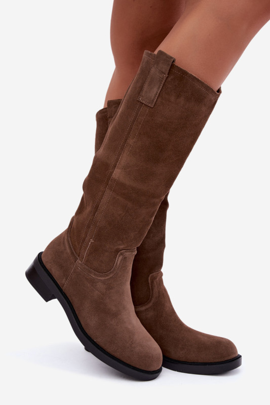 Braune Overknee-Stiefel aus Wildleder mit Warmfutter