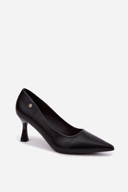 Schwarze Pumps mit schlankem Absatz aus Kunstleder