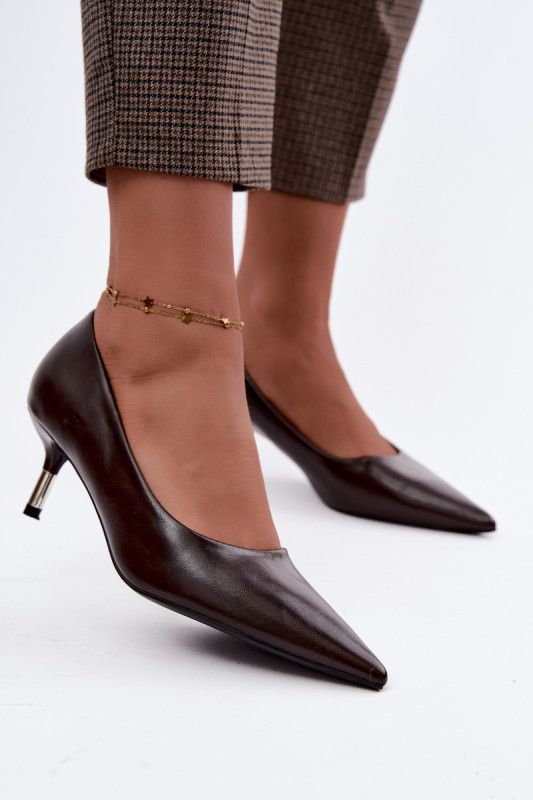 Pumps mit niedrigem Absatz aus Kunstleder, braun