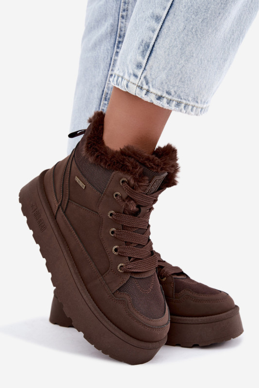 Braune Schnür-Snowboots mit Fell
