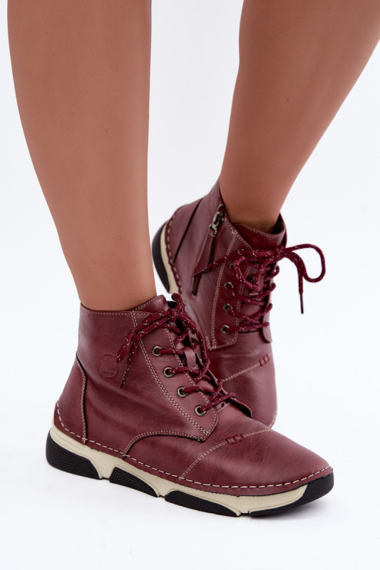 Gefütterte rote Stiefelette aus Kunstleder mit Plateau