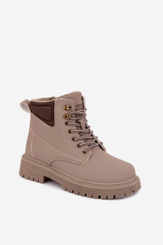 Beige gefütterte Stiefelette aus Kunstleder