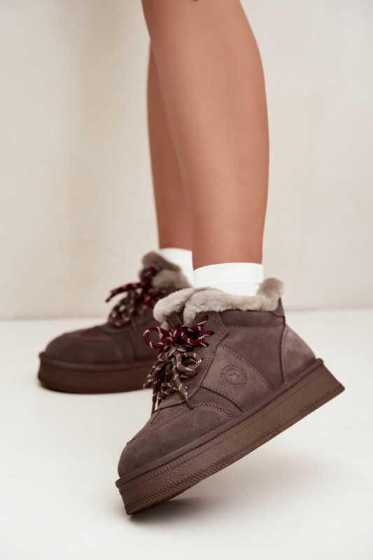 Gefütterte Schnür-Snowboots aus Wildleder, braun