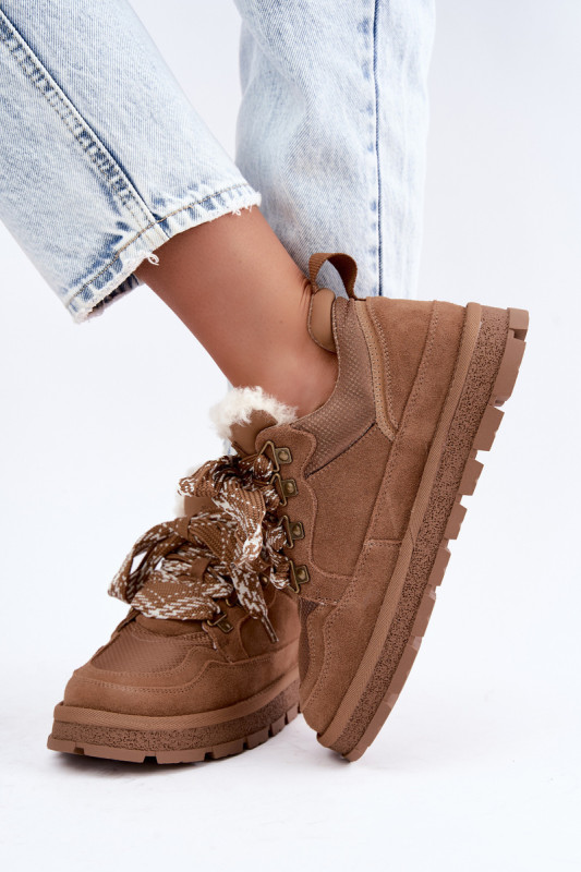 Schnürbare Schneestiefel aus Veloursleder