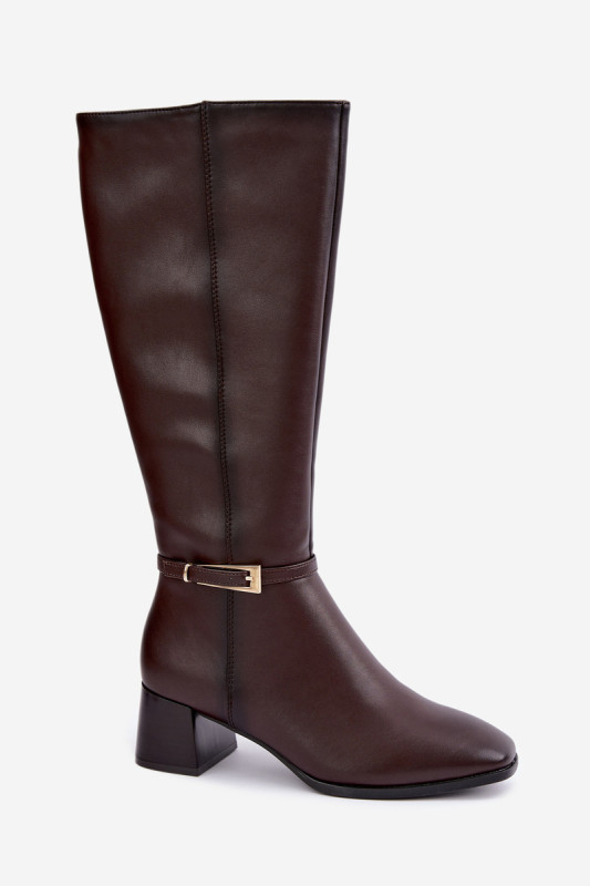 Gefütterte Lederstiefel mit Absatz und Schnalle, braun