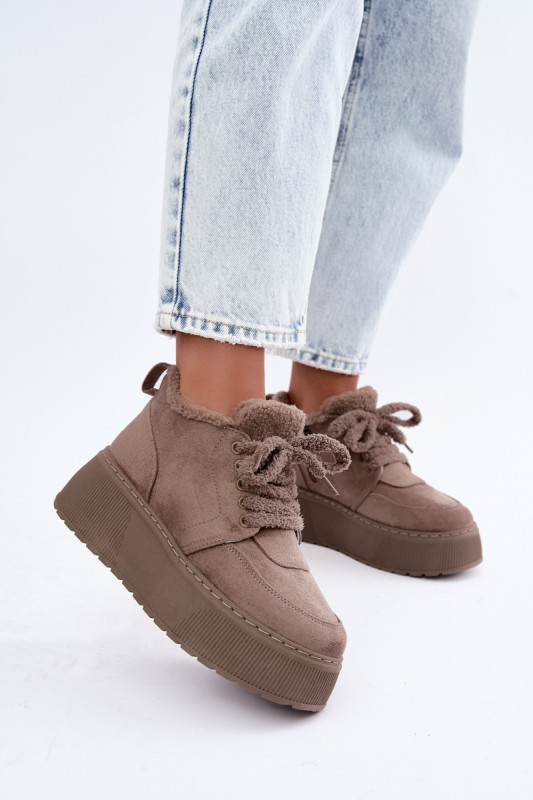 Snowboots mit Lammfell und Plateausohle beige