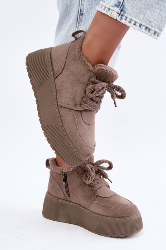 Snowboots mit Lammfell und Plateausohle beige
