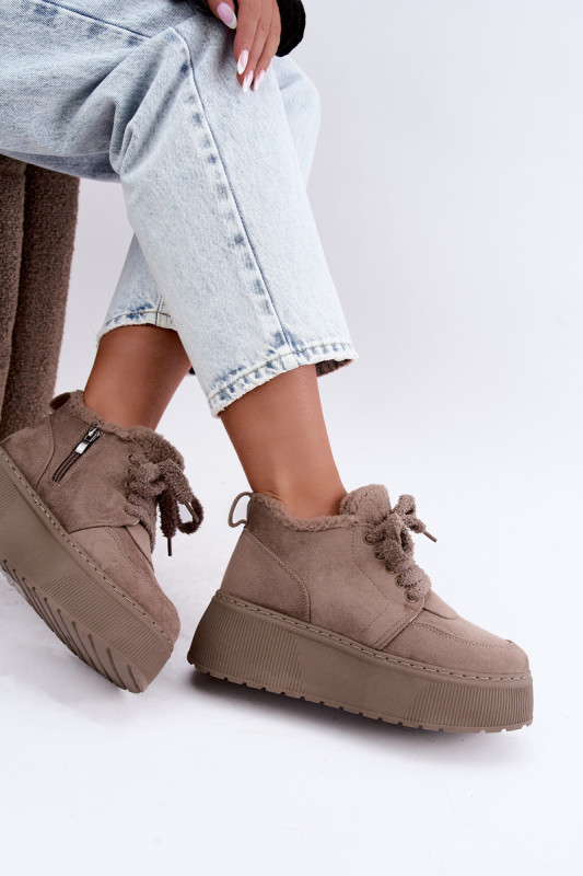 Snowboots mit Lammfell und Plateausohle beige
