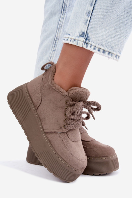 Snowboots mit Lammfell und Plateausohle beige