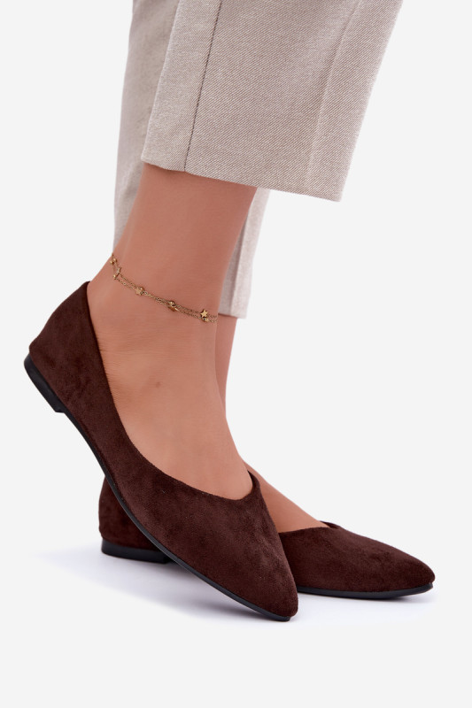 Flache Ballerinas aus Eco-Wildleder in Braun